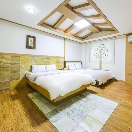 Theme Motel Mokpo Eksteriør billede