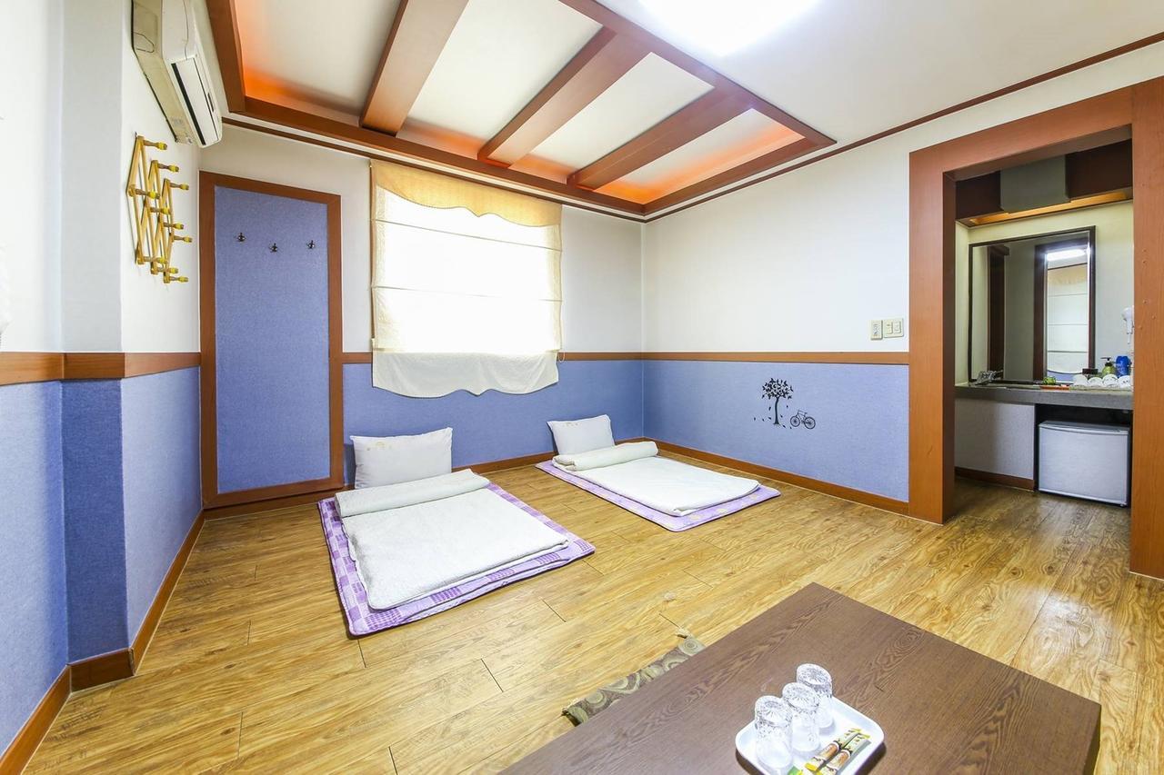 Theme Motel Mokpo Eksteriør billede