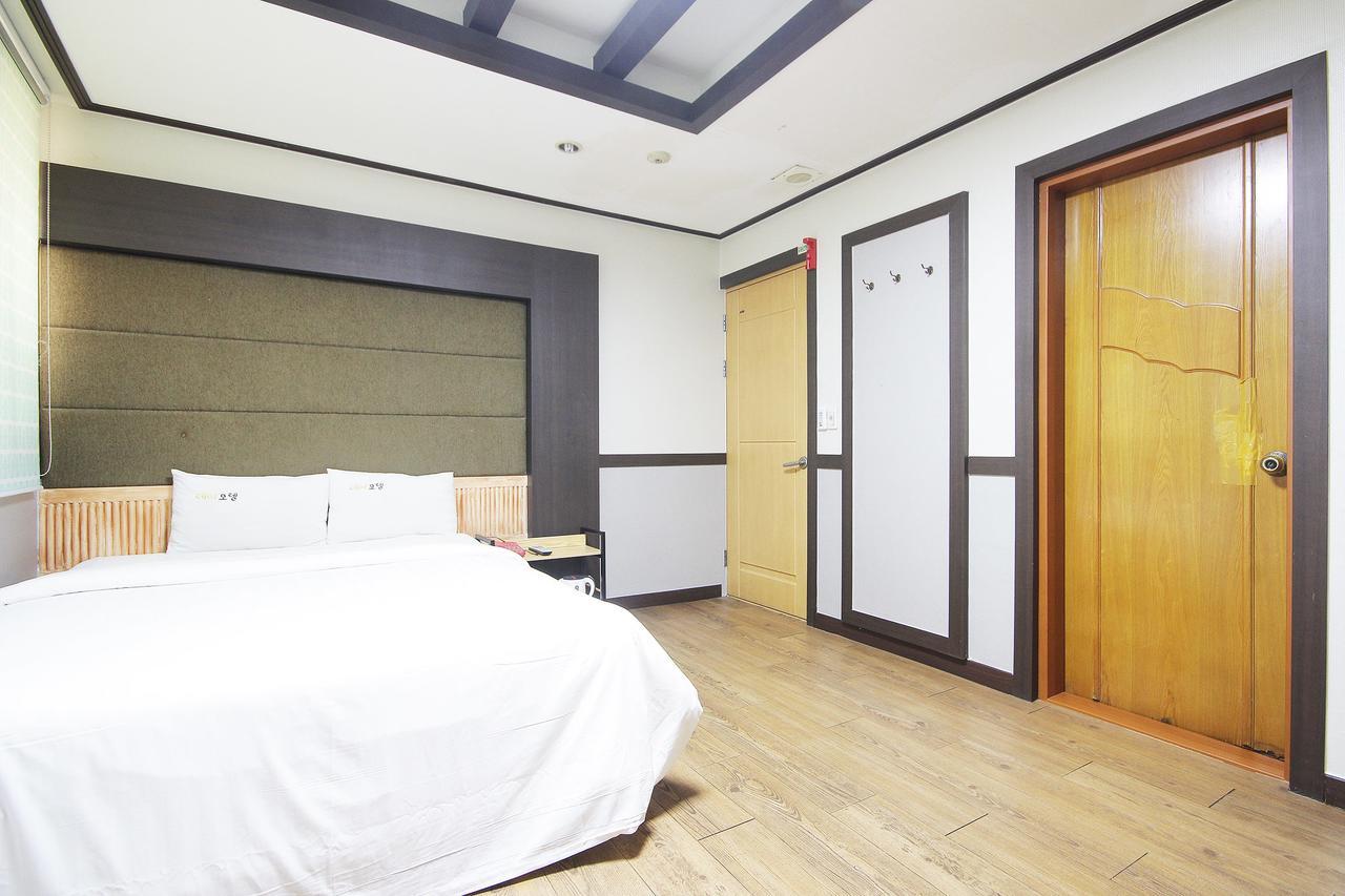 Theme Motel Mokpo Eksteriør billede