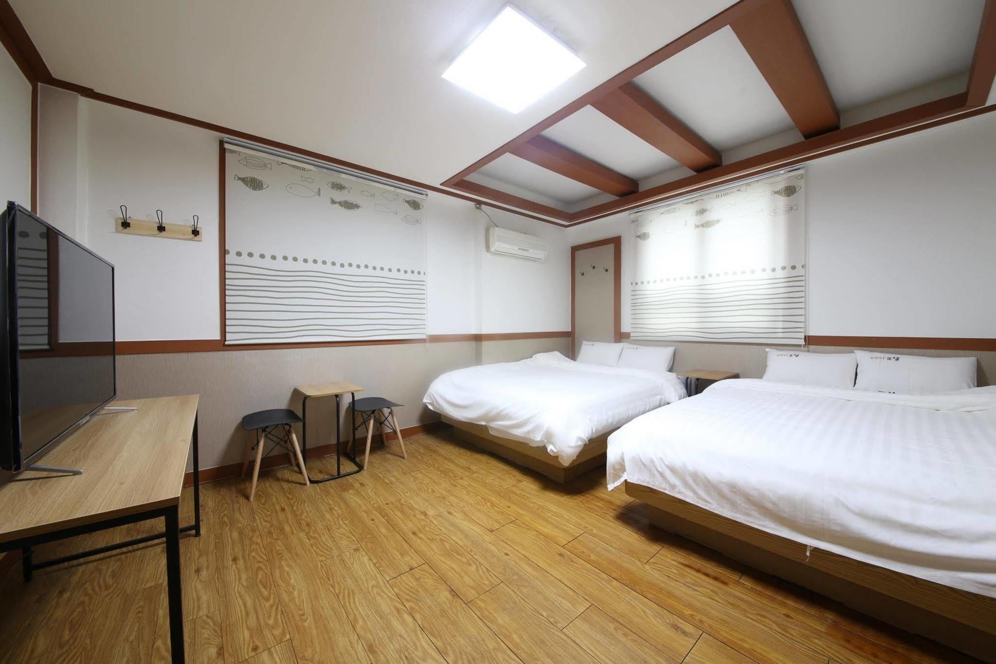 Theme Motel Mokpo Eksteriør billede