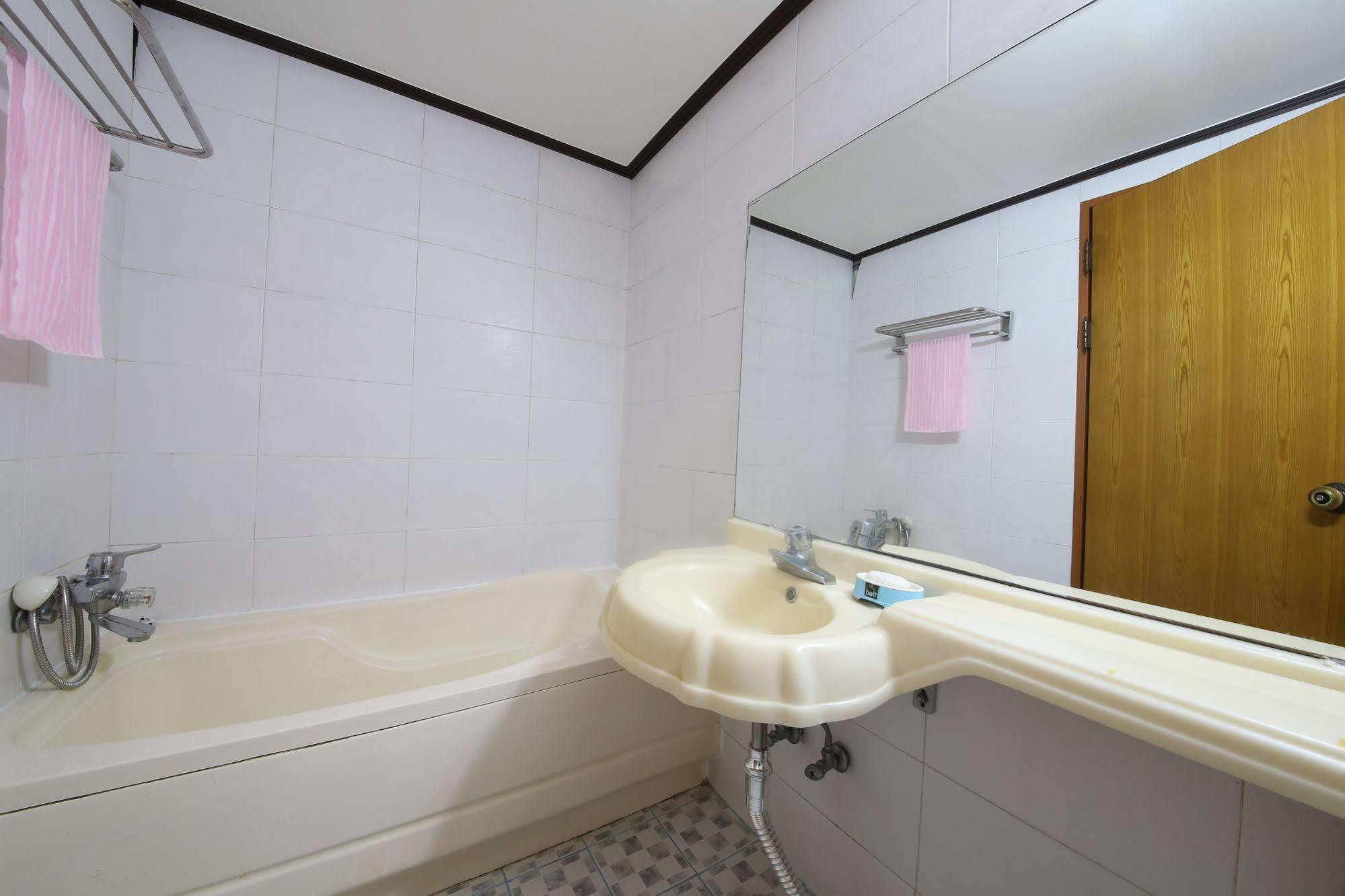 Theme Motel Mokpo Eksteriør billede