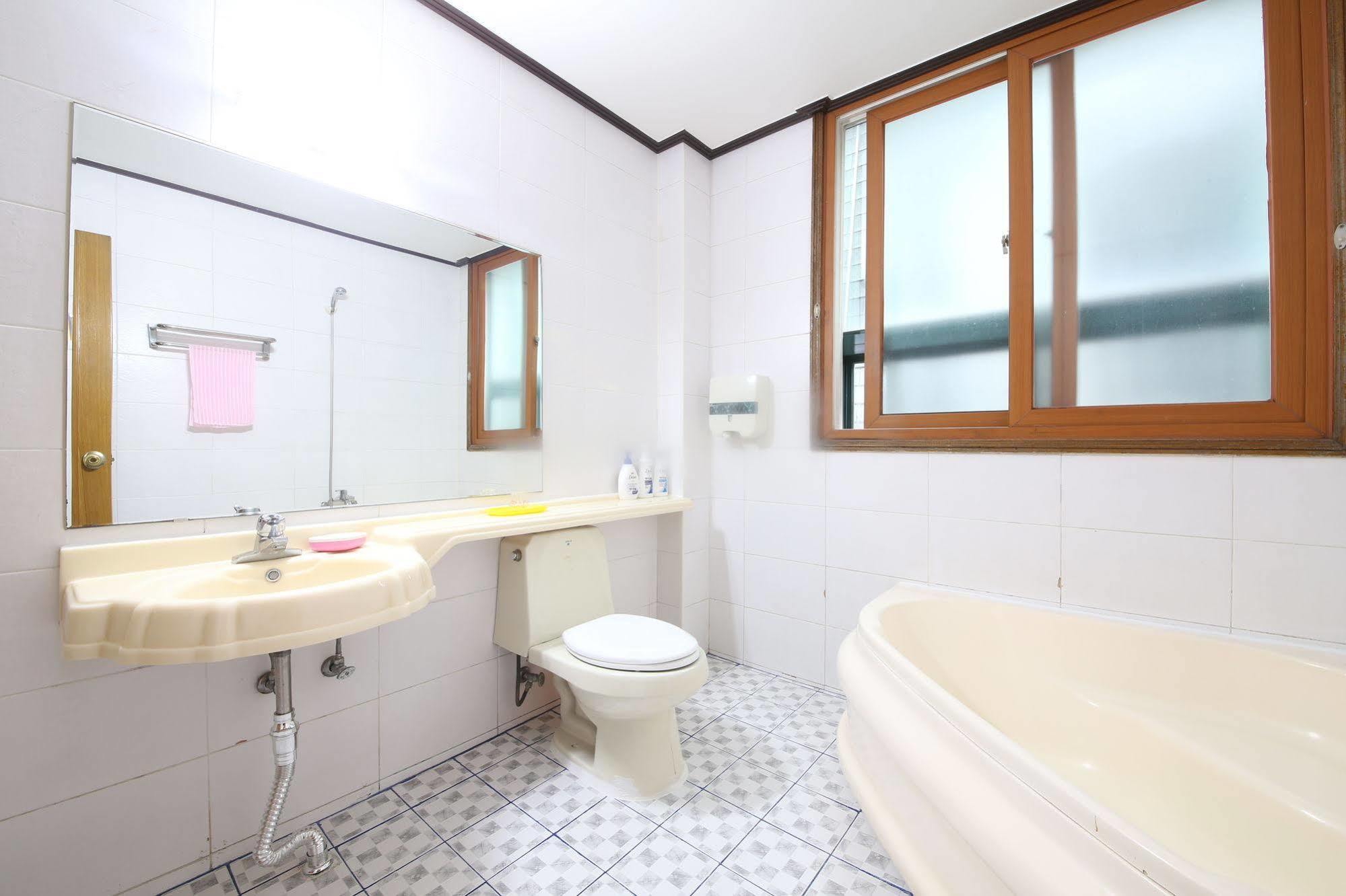 Theme Motel Mokpo Eksteriør billede